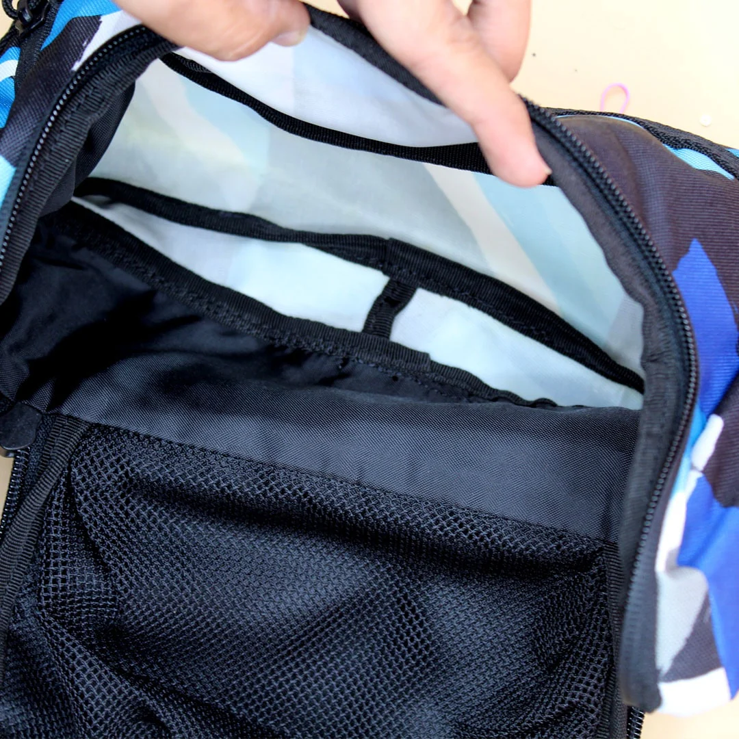 Accessory Holder Bag - Image 4