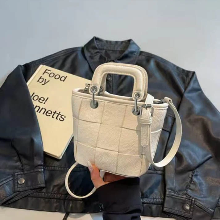 Elise Mini Bucket handbag - Image 9