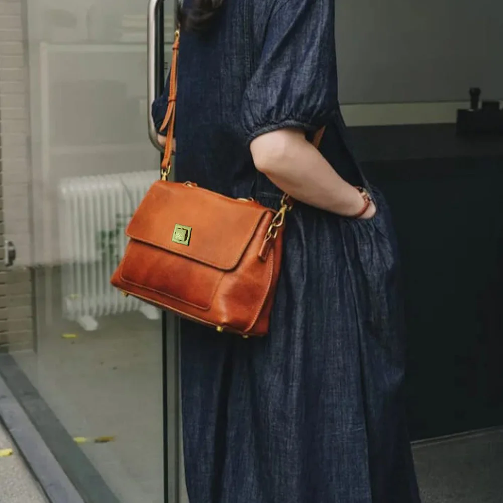 Vintage Desire Leather Handbag – Retro Bag for Women - Image 3