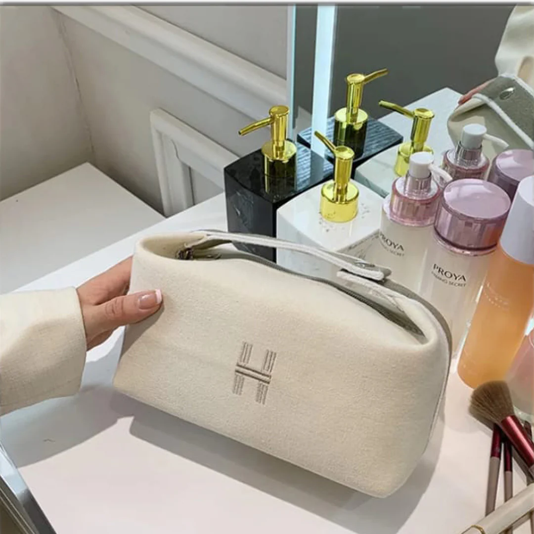 Hester Cosmetic Pouch – Accessories for Cosmetic - Image 15