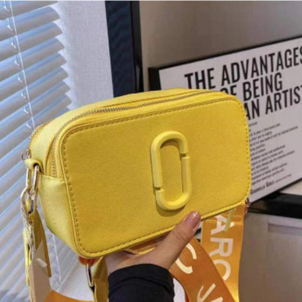 Volt Magma Mini Handbag – Compact Leather Purse for Women - Image 4